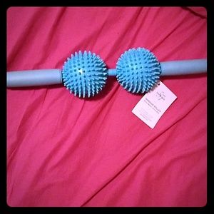 57 physique Massage Roller Blue Brand New With Tag